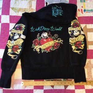 Old school style Disney World zip up hoodie.